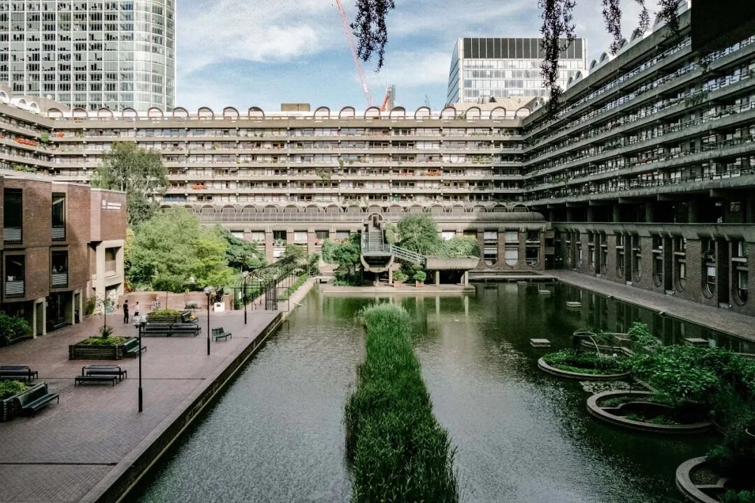 巴比肯住区水岸和住宅平台照片