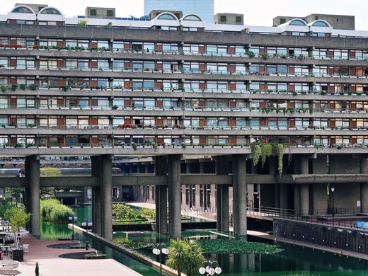 Barbican Estate / DSC03455_PerfectlyClear_VSCO.JPG · Stephen © Copyright