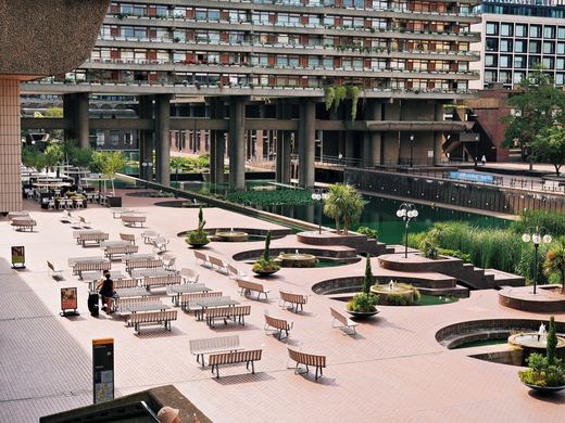 Barbican Estate / DSC03549_PerfectlyClear_VSCO.JPG · Stephen © Copyright