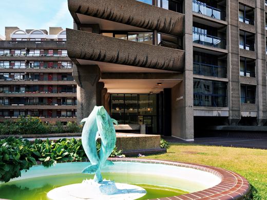 Barbican Estate / DSC04098_PerfectlyClear_VSCO.JPG · Stephen © Copyright