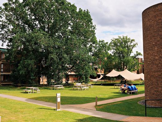 University of Cambridge Churchill College / IMG_5049_PerfectlyClear_VSCO.JPG · Stephen © Copyright