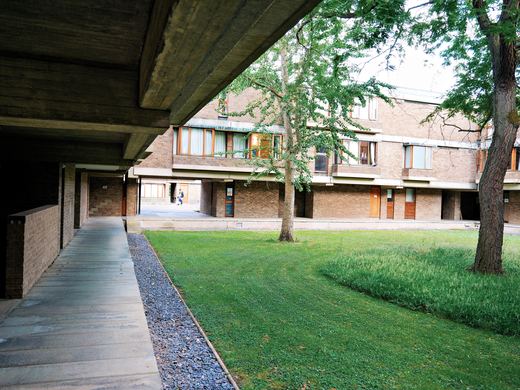 University of Cambridge Churchill College / IMG_5059_PerfectlyClear_VSCO.JPG · Stephen © Copyright