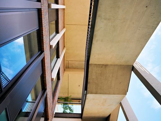 Kingston University Town House / DSC01805_PerfectlyClear_VSCO.JPG · Stephen © Copyright