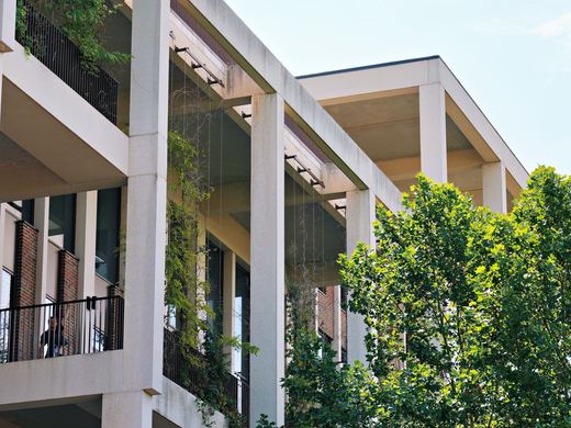 Kingston University Town House / DSC02085_PerfectlyClear_VSCO.JPG · Stephen © Copyright