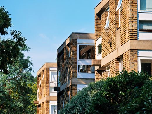 Langham House Close / DSC01173_PerfectlyClear_VSCO.JPG · Stephen © Copyright