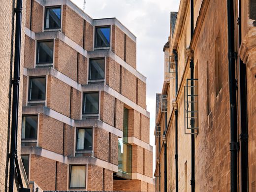 Magdalene College New Library / Cambridge Town / IMG_5036_PerfectlyClear_VSCO.JPG · Stephen © Copyright