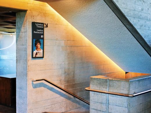 Royal National Theatre / IMG_4845_PerfectlyClear_VSCO.JPG · Stephen © Copyright